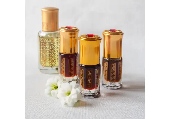 The Scent of Elegance, image 